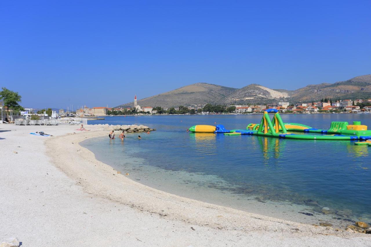 Holiday House With Wifi Trogir - 15319 Екстер'єр фото
