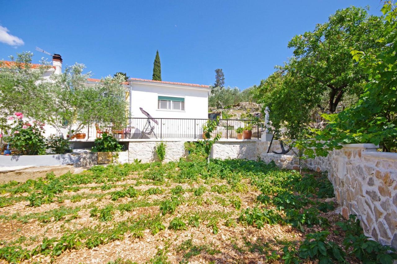 Holiday House With Wifi Trogir - 15319 Екстер'єр фото