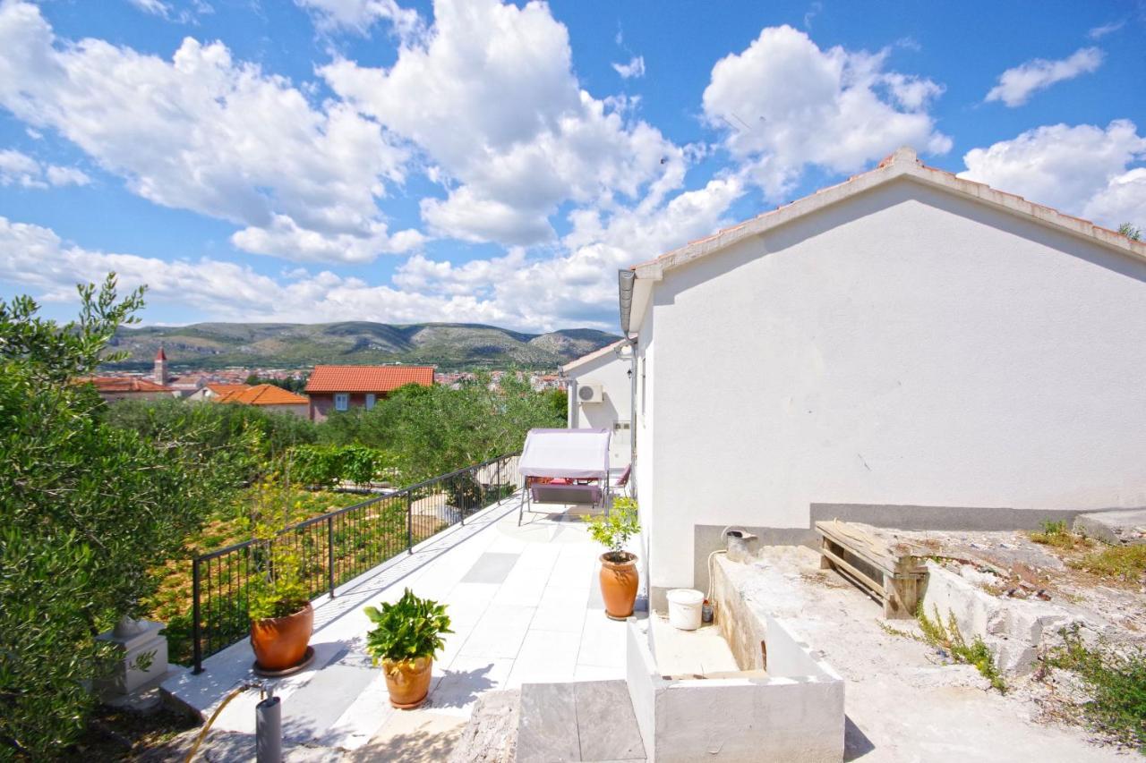 Holiday House With Wifi Trogir - 15319 Екстер'єр фото